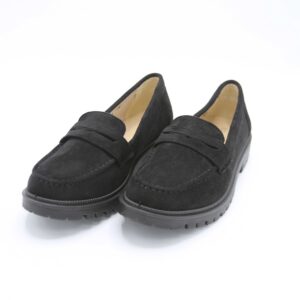 Slip-on ballerina shoes with a classic stitched design.