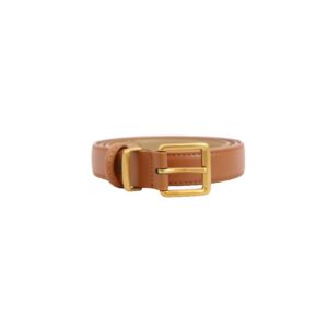 Classic womens belt with smooth finish and gold-tone buckle for everyday styling.