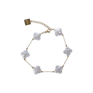 Stainless Steel Gold Pearl Clover Bracelet