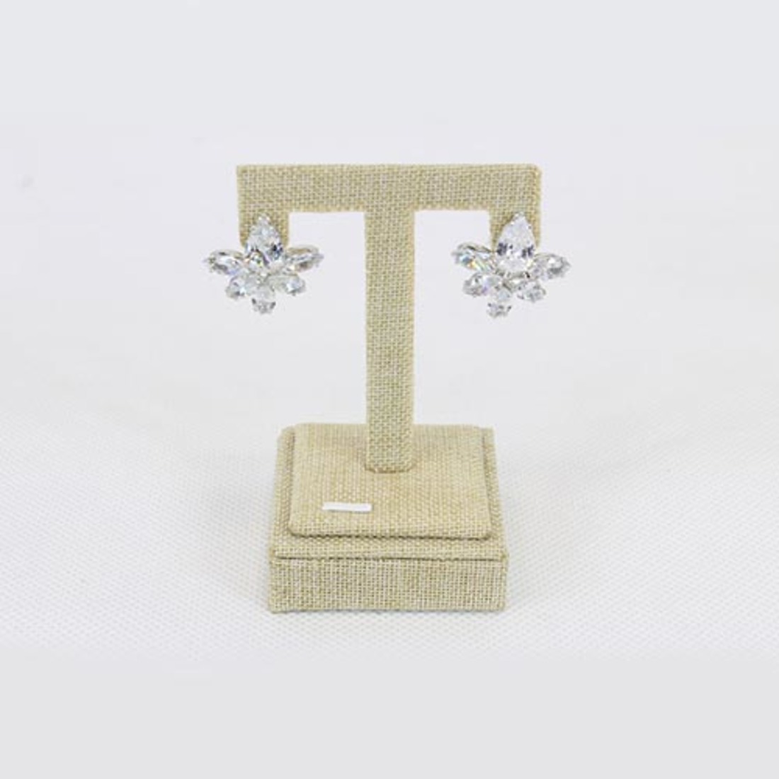 Shiny big diamonds flower