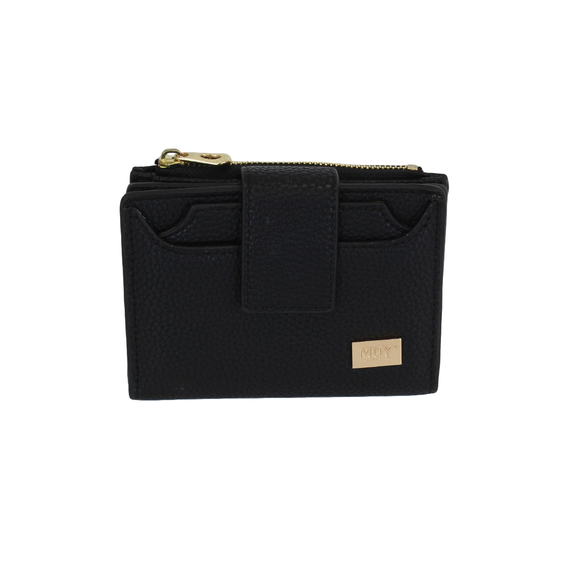 Small with flap infront