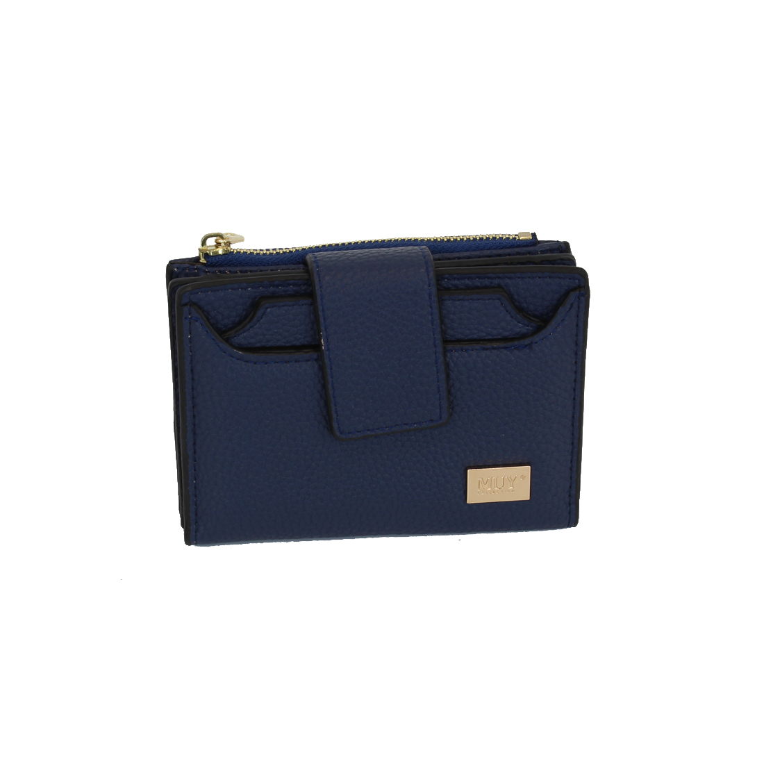 Small with flap infront