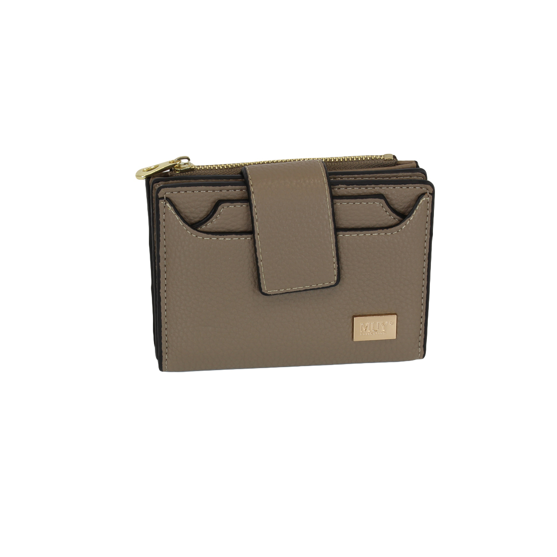 Small with flap infront