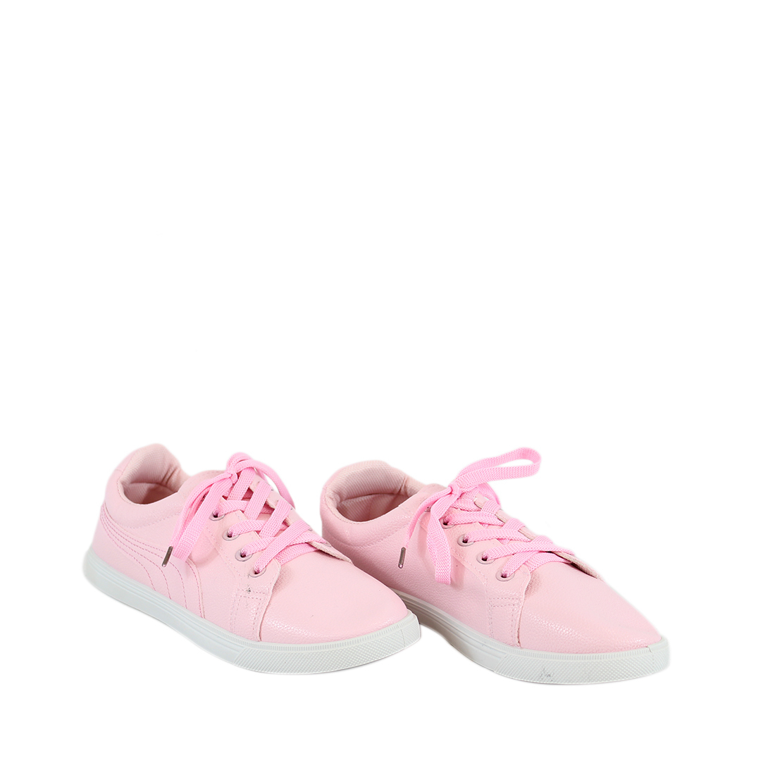 Plain soft leather low top sneakers