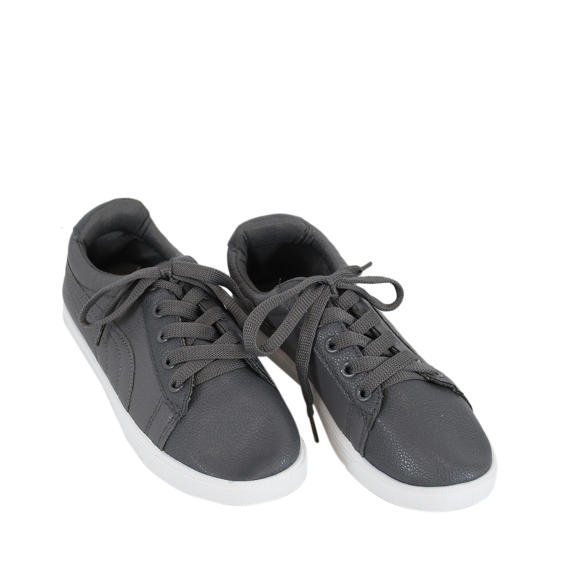 Plain soft leather low top sneakers