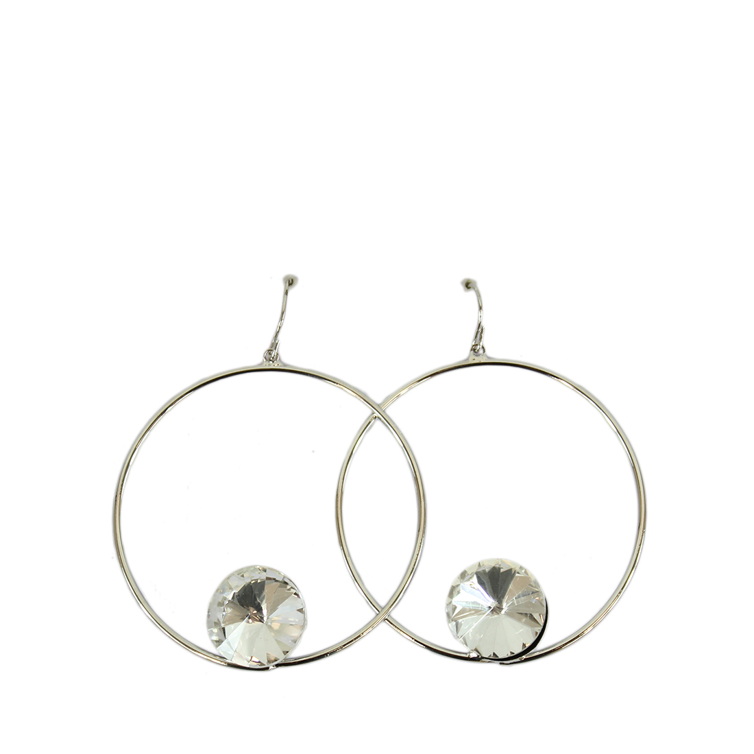 Medium hoops with big diamond