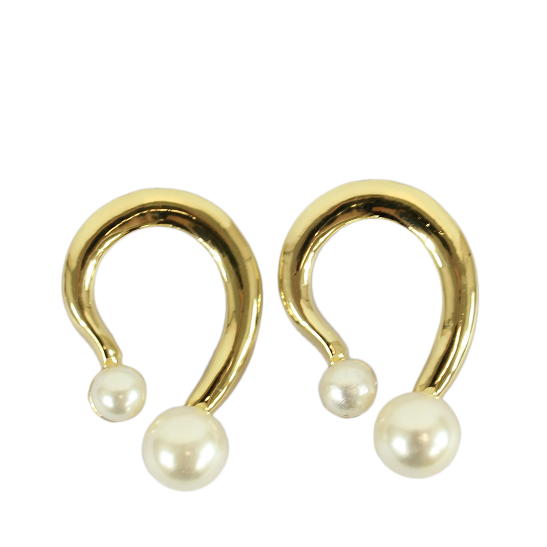 Thick dangle earrings with pearls