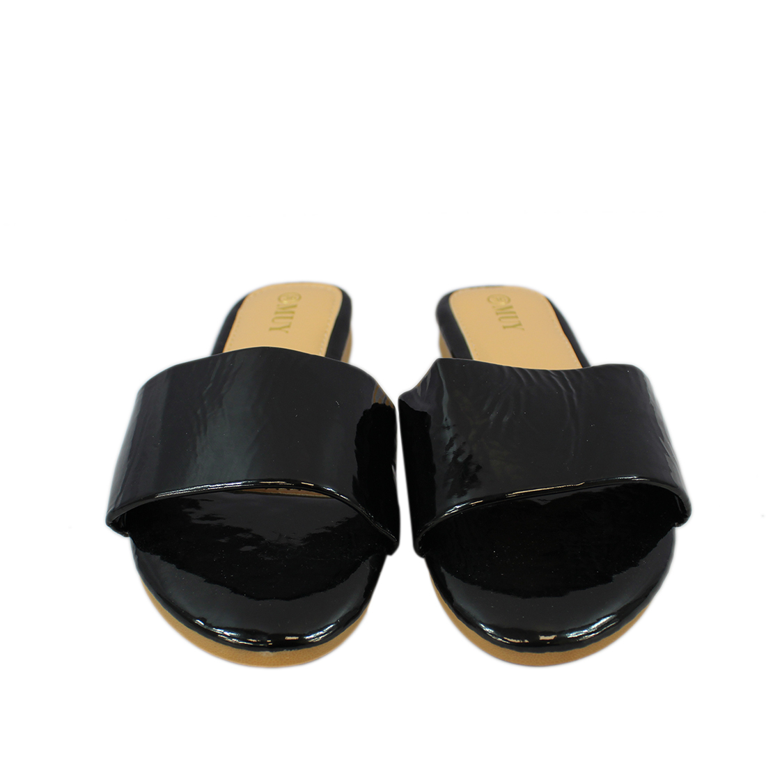 Plain with wide strap infornt