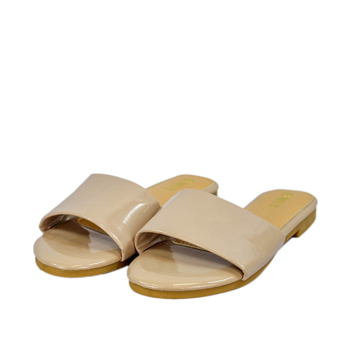 Plain with wide strap infornt