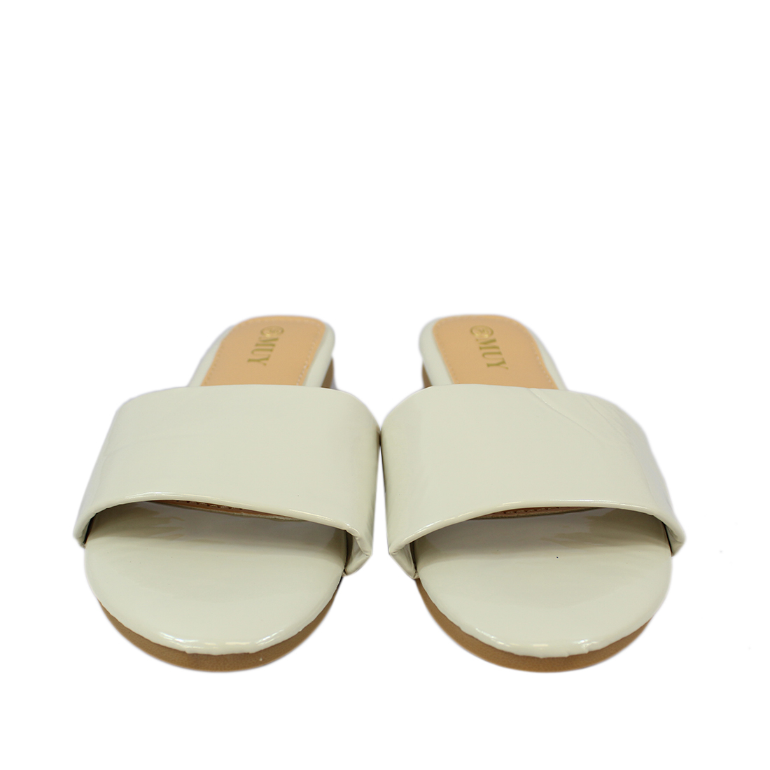 Plain with wide strap infornt
