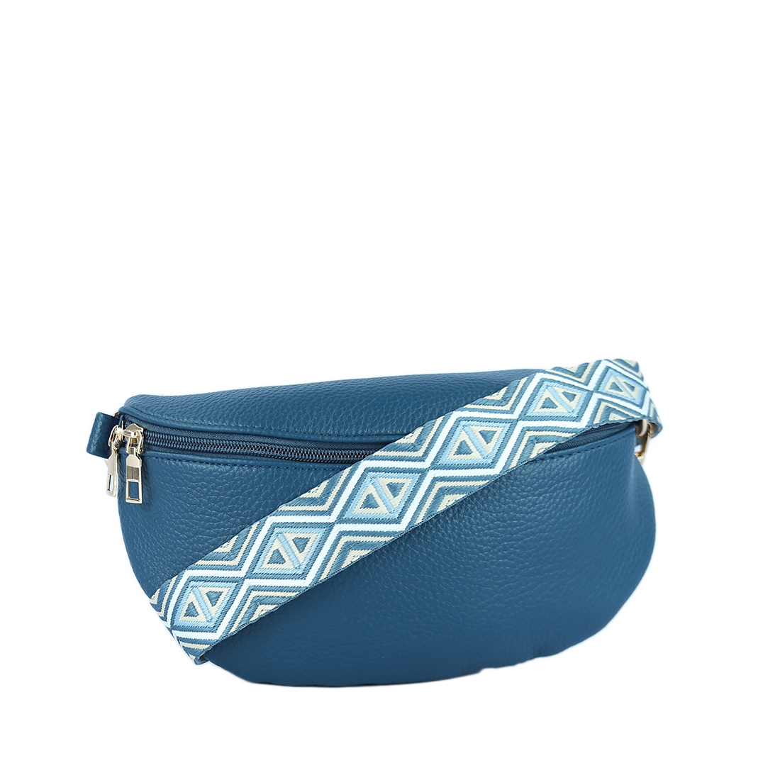 Extured black fanny pack with a central zipper