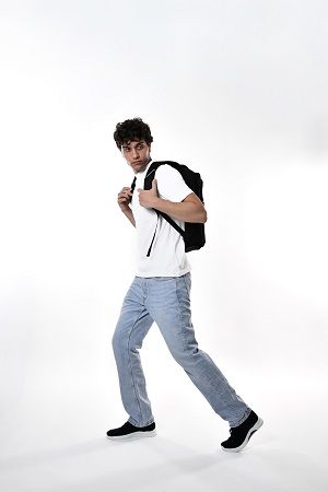 TRAVELLING - TRAVEL BAGS
