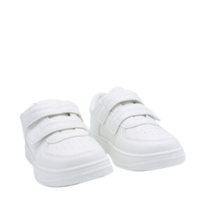 Casual Sneakers loop closure