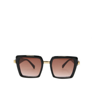 Chic oversized sunglasses perfect for modern outfits.