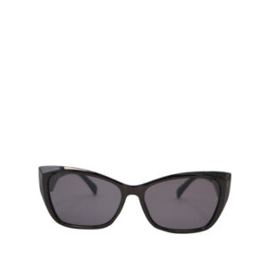 Minimalist sunglasses combining comfort and timeless design.