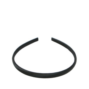 Slim plain headband with a smooth finish for everyday wear.