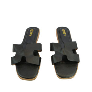 Crossover strap design with a comfy flat footbed sandal