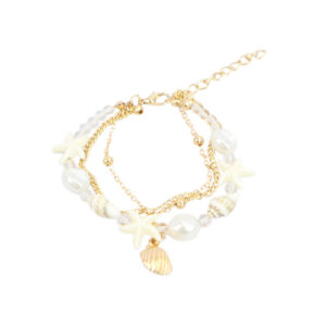 Charm bracelet with shell, star and pearl details