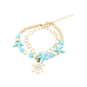 Charm bracelet with turtle and star details and chain design
