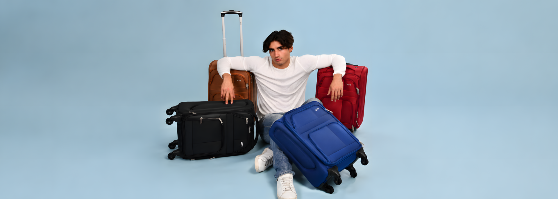 muy-luggage_upscayl_2x_upscayl-standard-4x