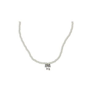 Minimal Pearl Necklace